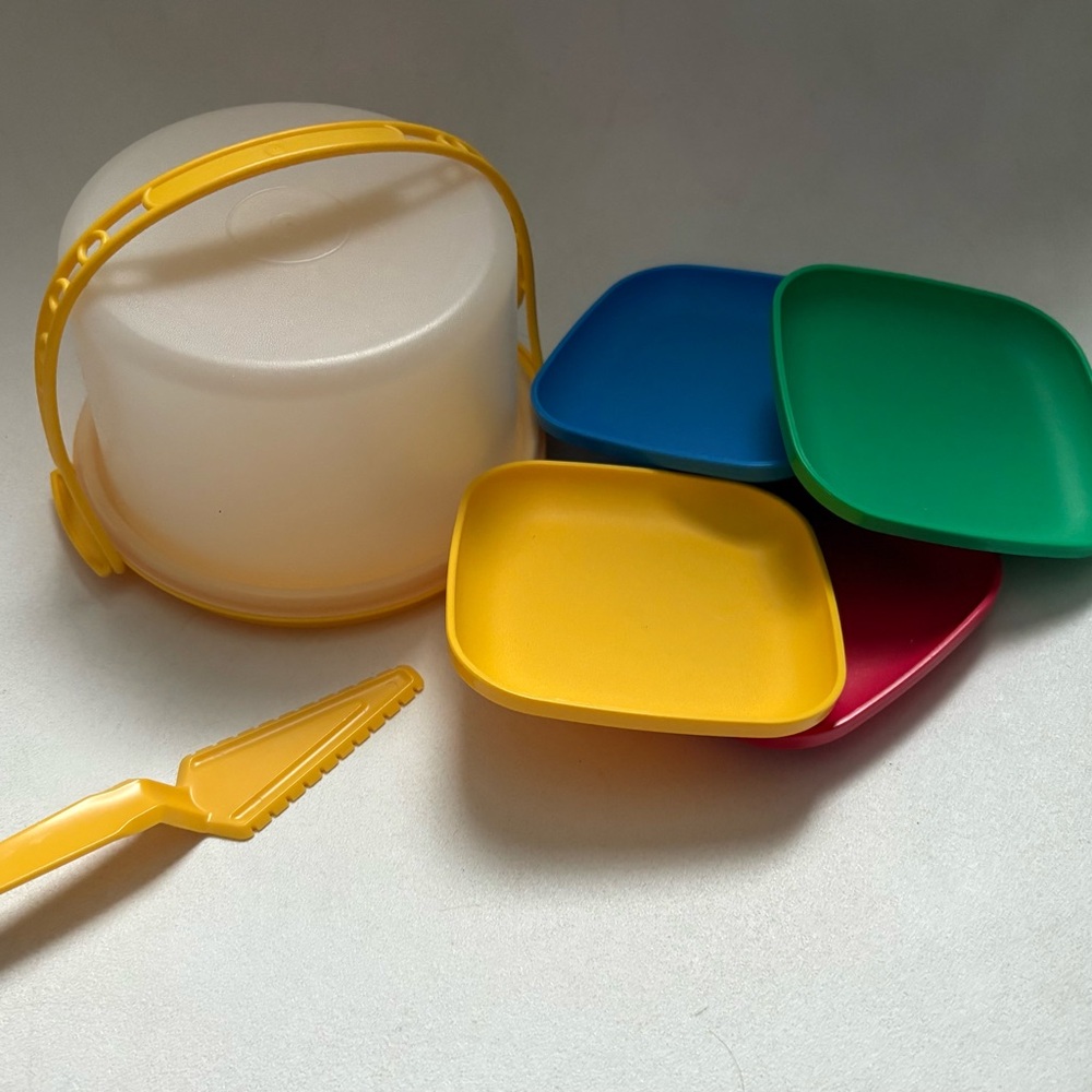 Tupperware Toy Cake Set with Yellow, Blue, Green, and Red Plates Vintage